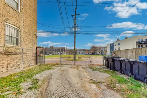 $650,000 | 4507 South Michigan Avenue, Chicago, IL 60653