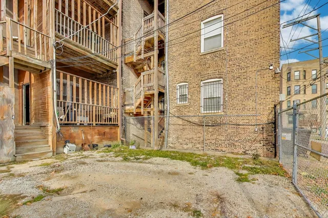 $650,000 | 4507 South Michigan Avenue, Chicago, IL 60653