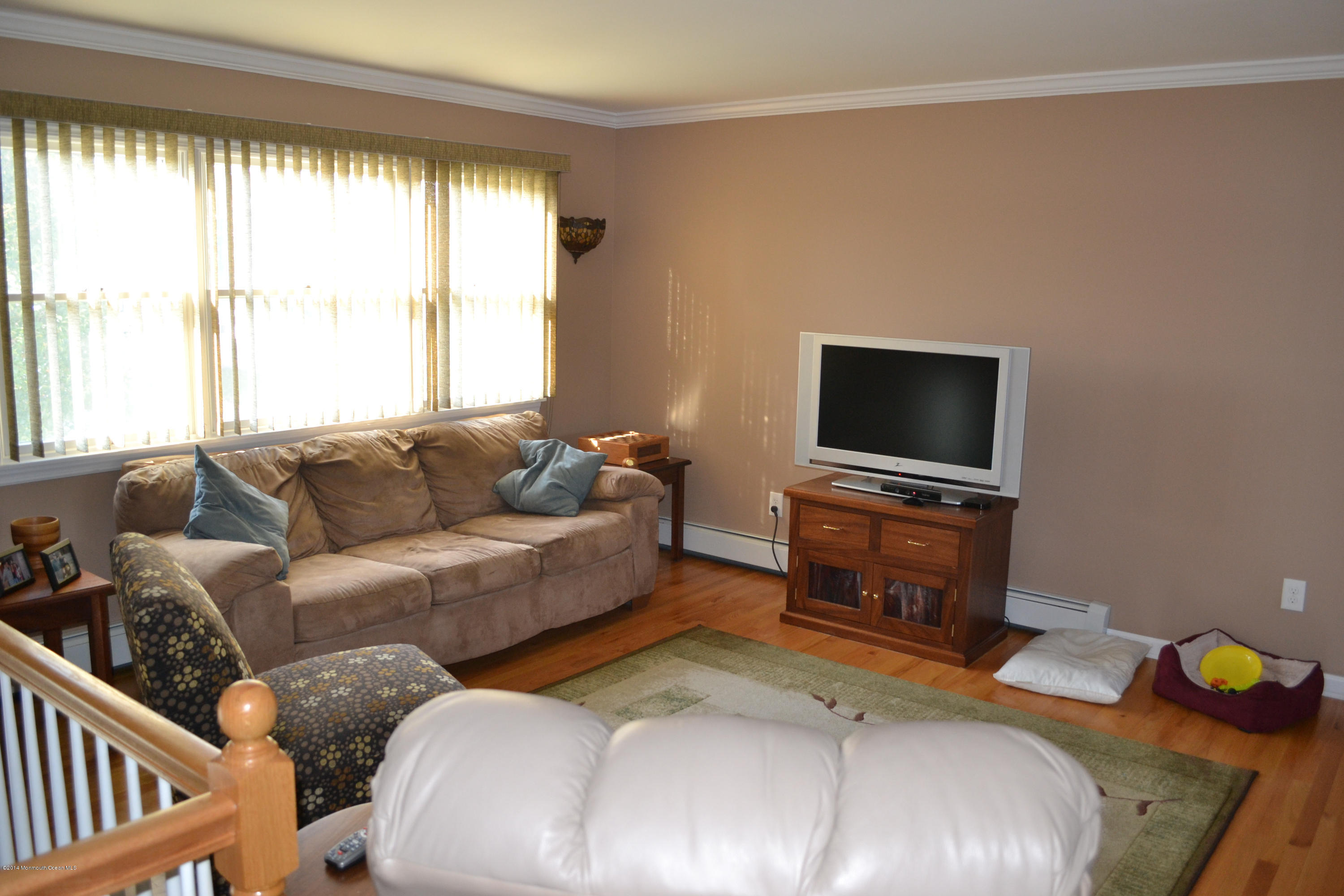 2111 Kenneth Road Point Pleasant, NJ 08742 - Photo 3 of 26 Living Room 2