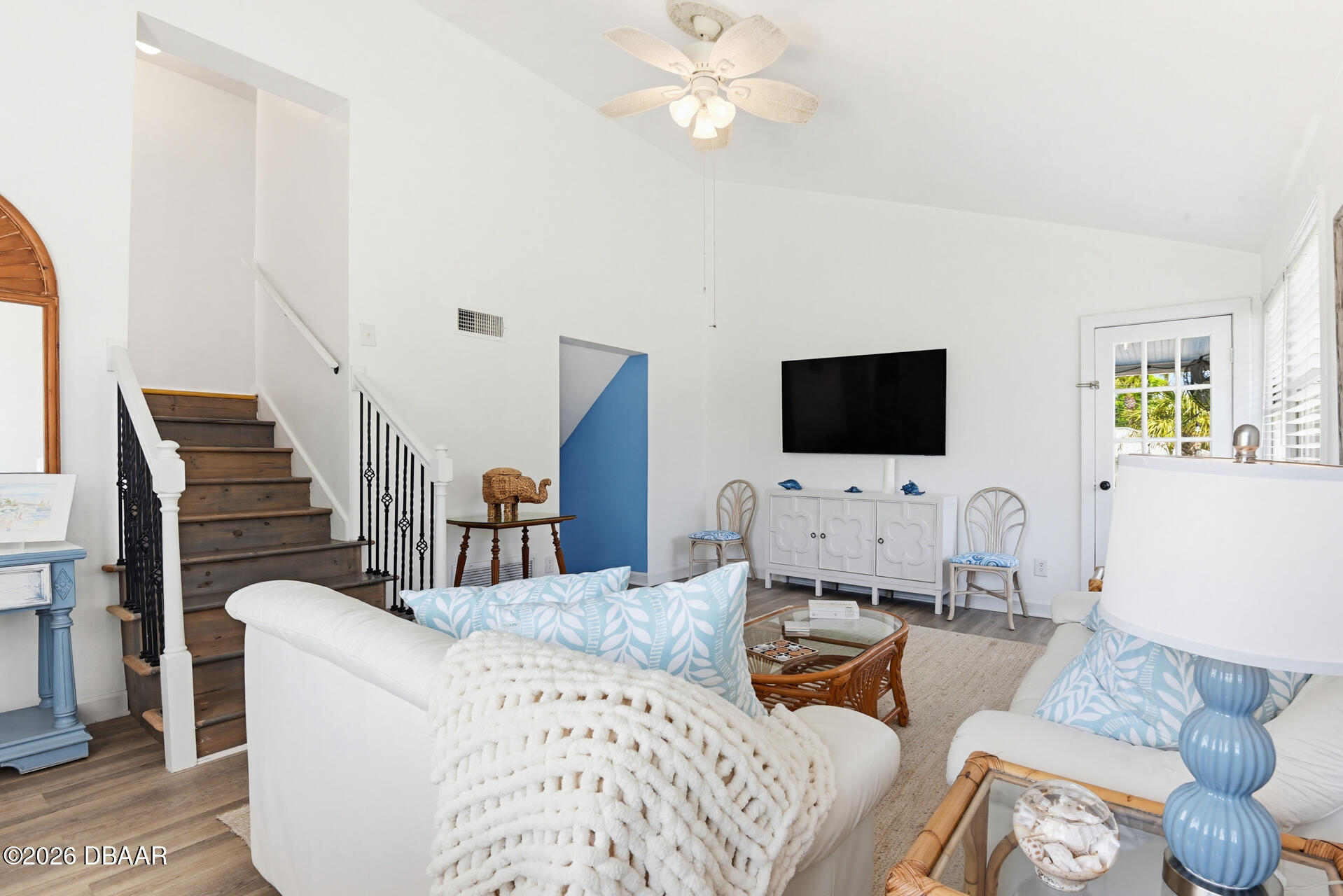 405 Wisteria Road Daytona Beach, FL 32118 - Photo 8 of 49 4