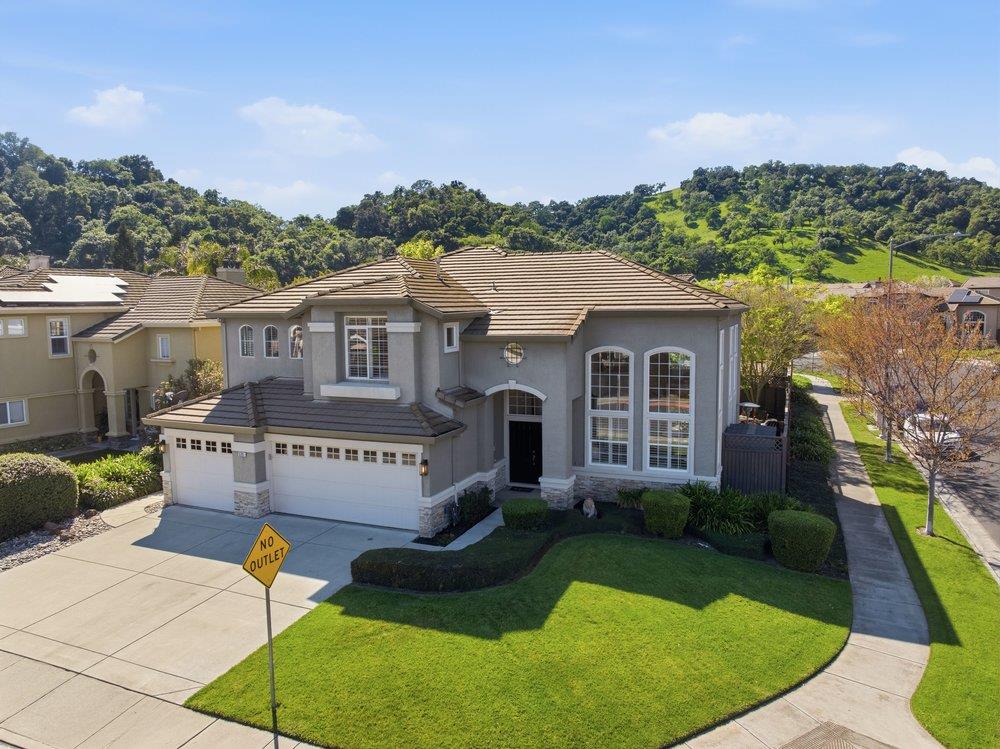 9781 Linnet Court Gilroy, CA 95020 - Photo 1 of 55