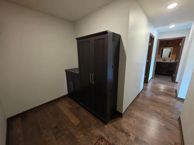 $359,500 | 301 Creekside Court, Watertown, WI 53098