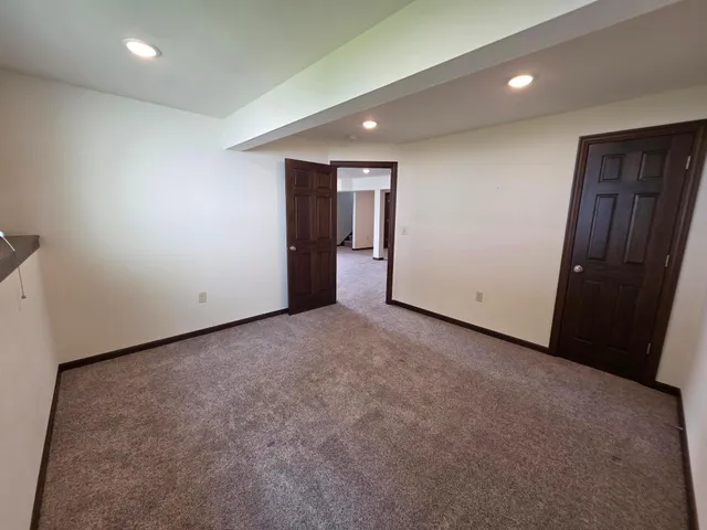 $359,500 | 301 Creekside Court, Watertown, WI 53098