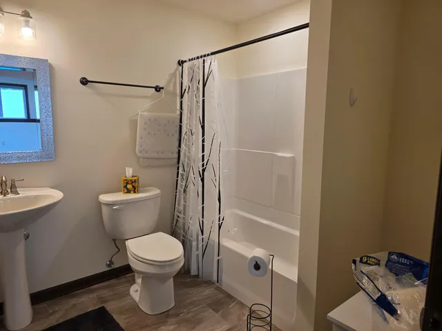 $359,500 | 301 Creekside Court, Watertown, WI 53098