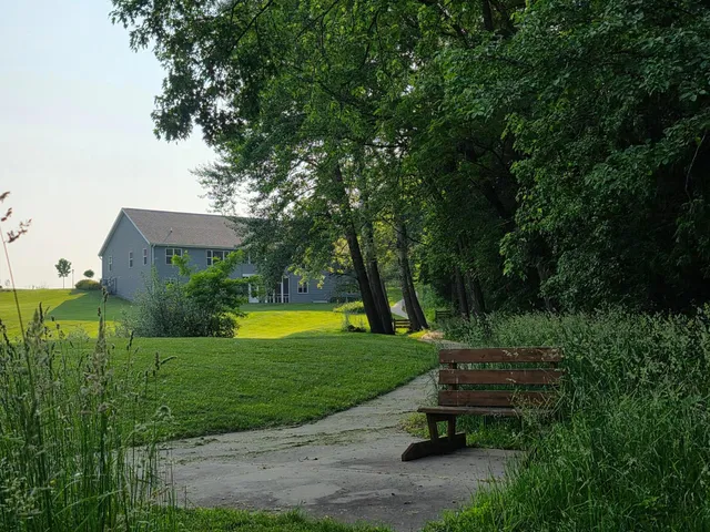 $359,500 | 301 Creekside Court, Watertown, WI 53098