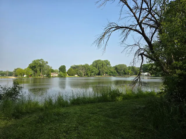 $359,500 | 301 Creekside Court, Watertown, WI 53098