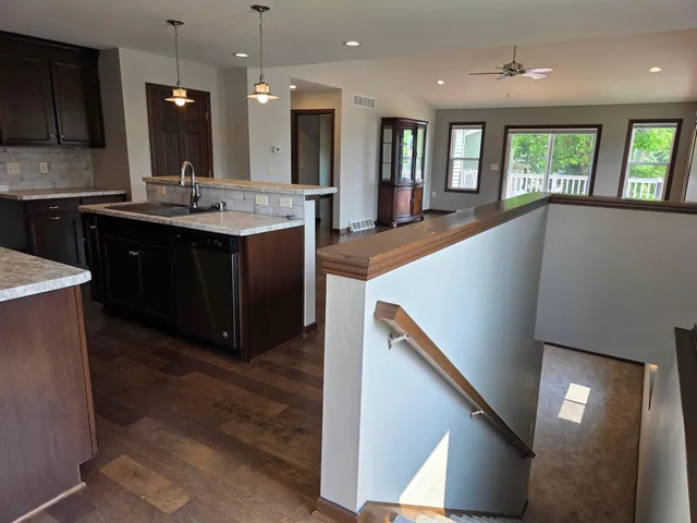 $359,500 | 301 Creekside Court, Watertown, WI 53098