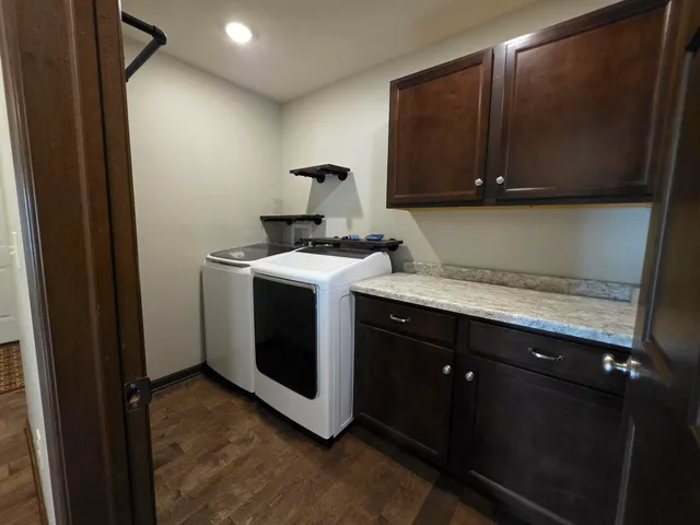 $359,500 | 301 Creekside Court, Watertown, WI 53098