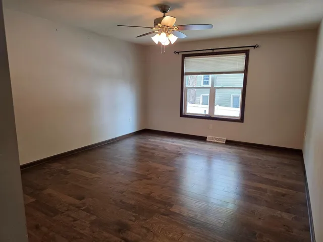 $359,500 | 301 Creekside Court, Watertown, WI 53098