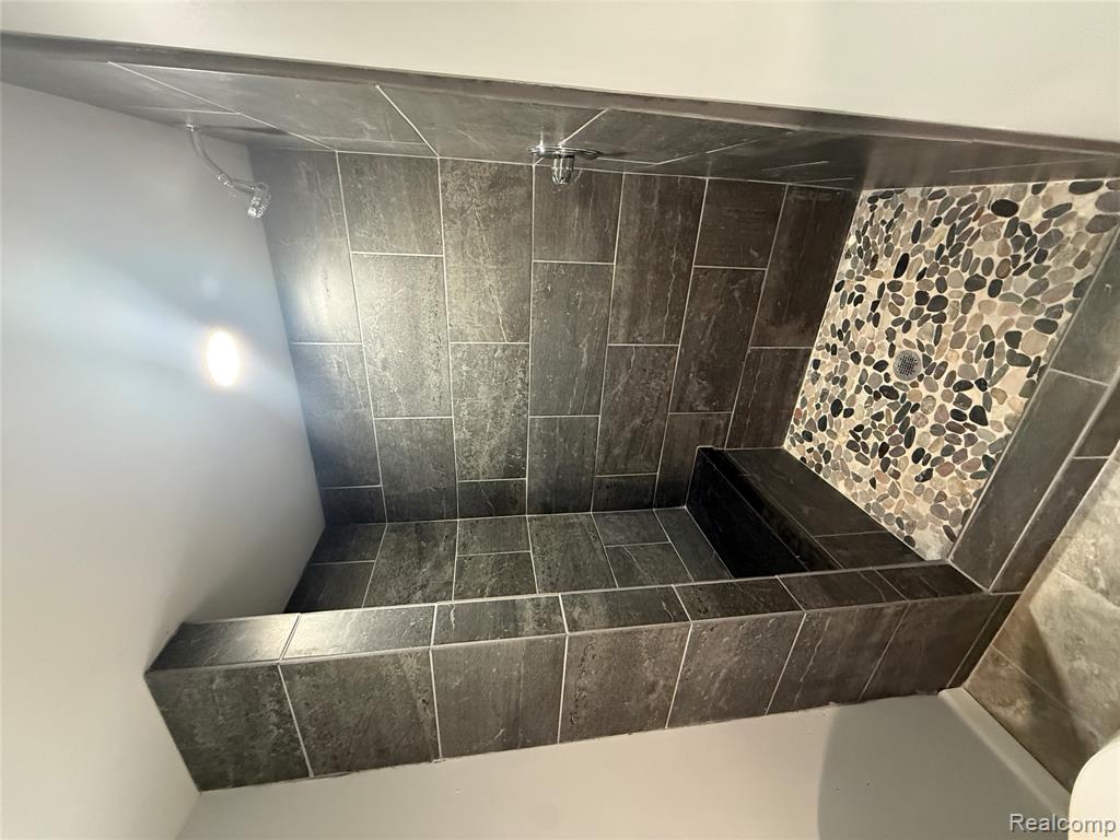7149-7163 Burpee Road Grand Blanc, MI 48439 - Photo 41 of 72