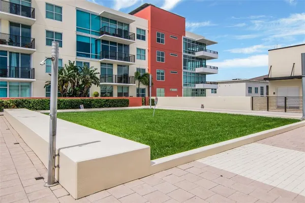 $4,750 | 1120 East Kennedy Boulevard, Unit 1216, Tampa, FL 33602