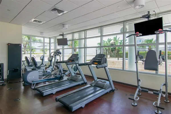 $4,750 | 1120 East Kennedy Boulevard, Unit 1216, Tampa, FL 33602