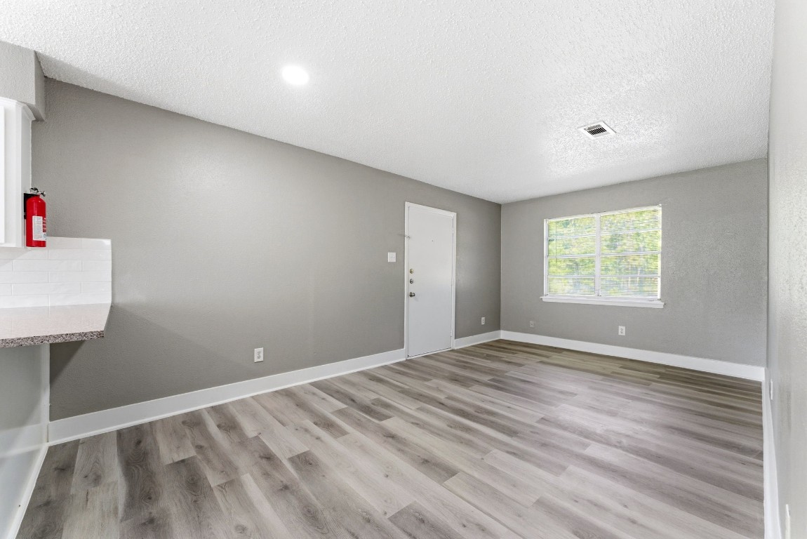 16957 Rabon Chapel Road Montgomery, TX 77316 - Photo 5 of 15