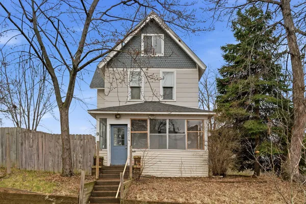 $239,900 | 2214 North Girard Avenue, Minneapolis, MN 55411