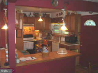 1106 Welsh Road Philadelphia, PA 19115 - Photo 5 of 6