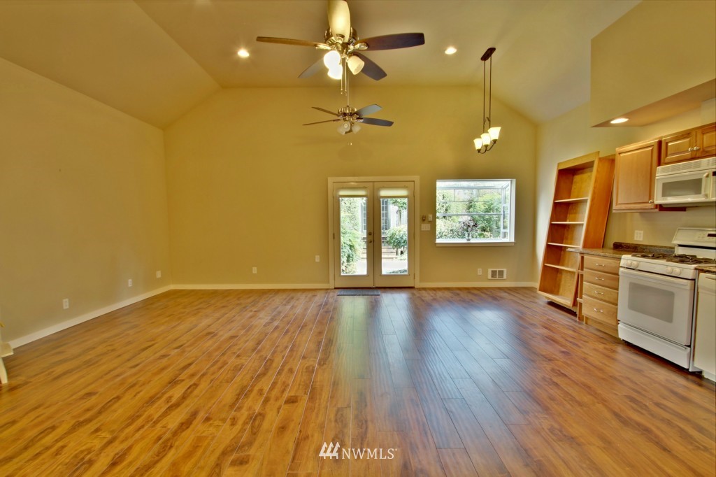 409 Morris Avenue South Renton, WA 98057 - Photo 15 of 25