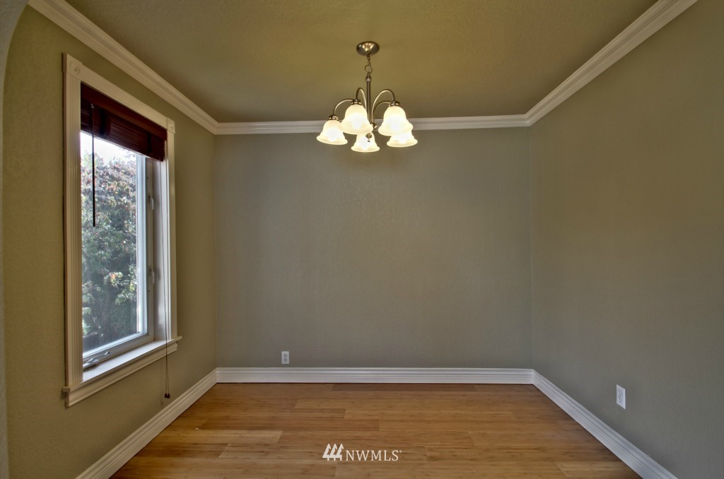 409 Morris Avenue South Renton, WA 98057 - Photo 4 of 25