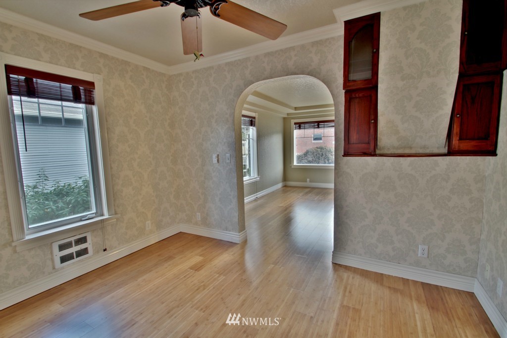 409 Morris Avenue South Renton, WA 98057 - Photo 5 of 25
