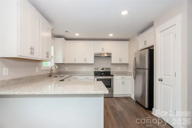 $1,665 | 416 North Pear Street, Gastonia, NC 28054