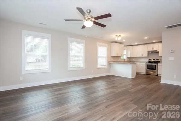 $1,595 | 416 North Pear Street, Gastonia, NC 28054