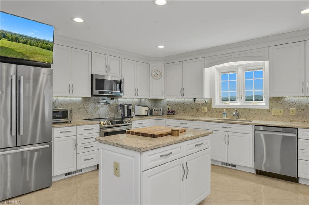 2831 Bethany Ford Road Roaring River, NC 28669 - Photo 13 of 49