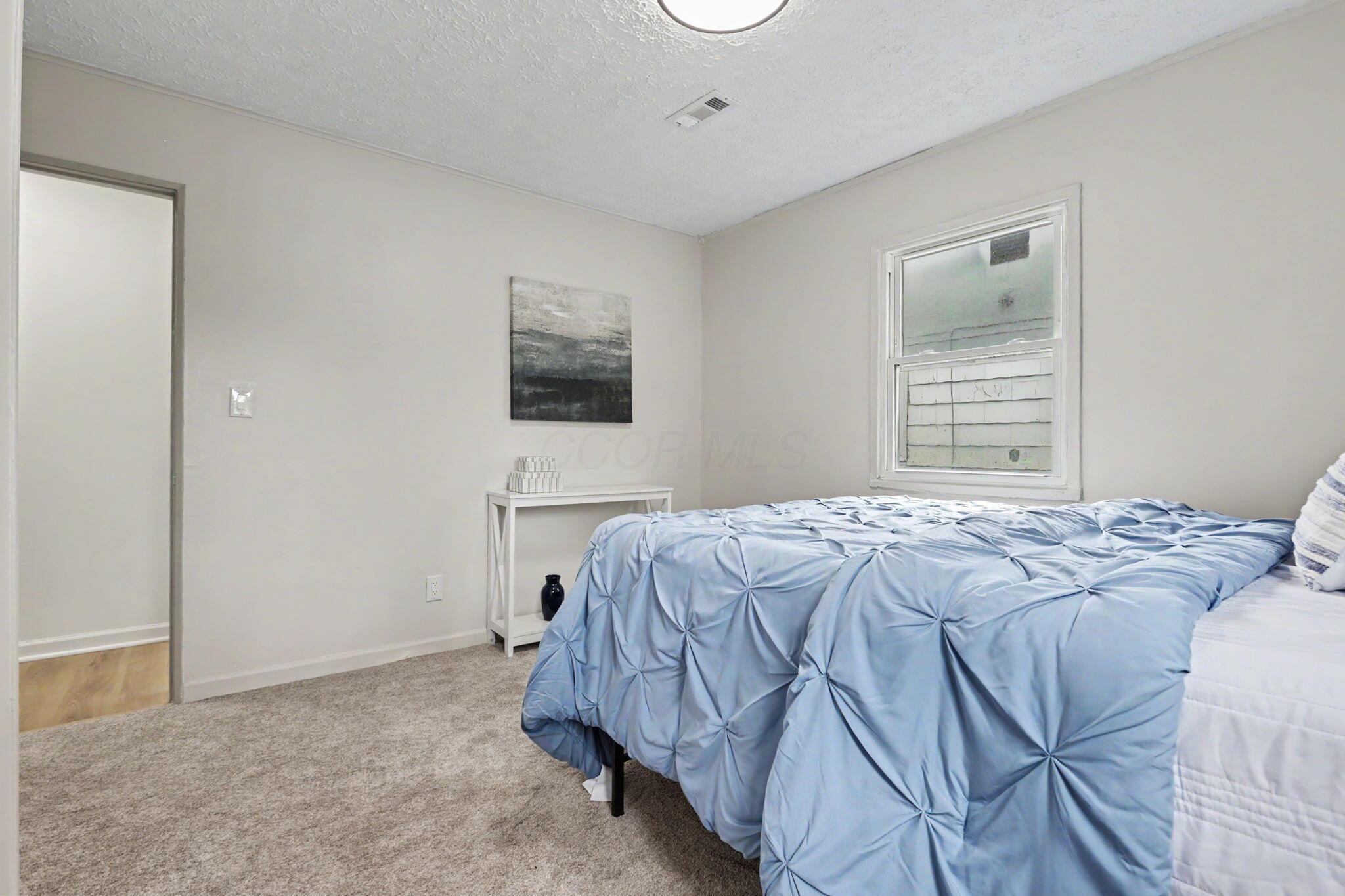 4517 St Rita Lane Columbus, OH 43213 - Photo 12 of 26