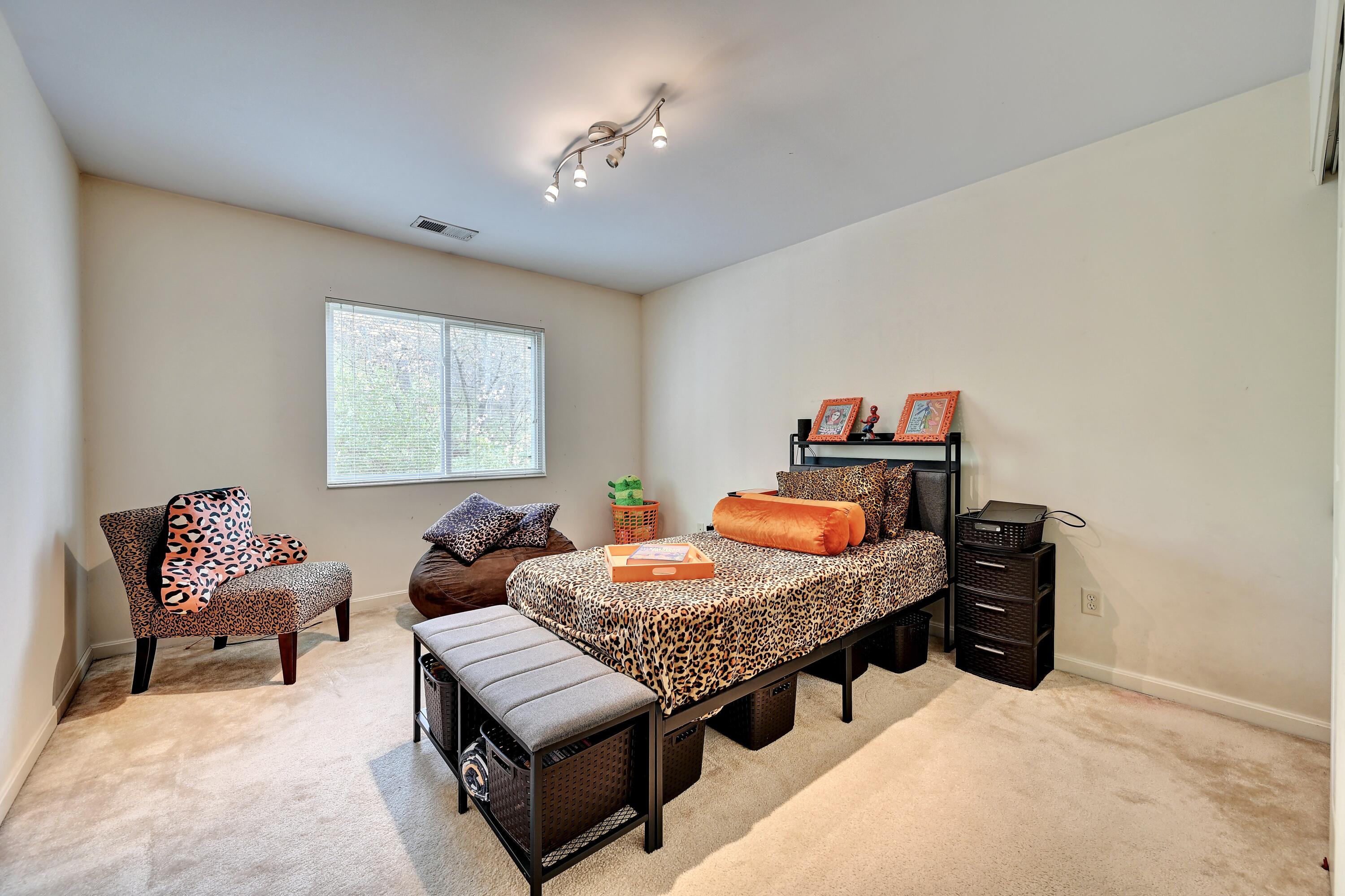 581 Rivers Breeze Drive Ludlow, KY 41016 - Photo 16 of 27 Gallery Image 16
