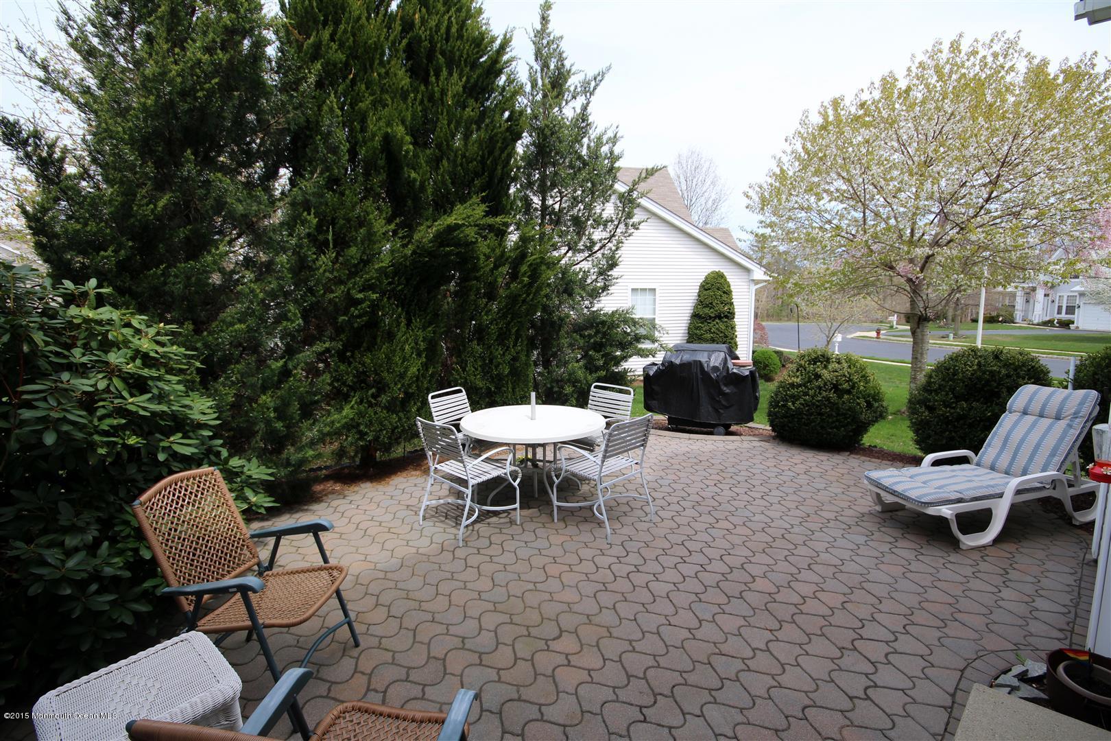 3 Ripple Terrace Barnegat, NJ 08005 - Photo 34 of 40 Patio Best