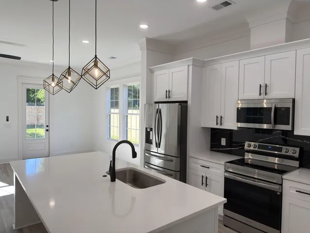 $3,000 | 1915 Kerry Street, North Charleston, SC 29406