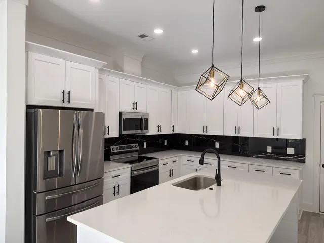 $3,000 | 1915 Kerry Street, North Charleston, SC 29406