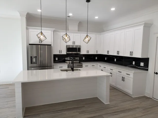 $3,000 | 1915 Kerry Street, North Charleston, SC 29406