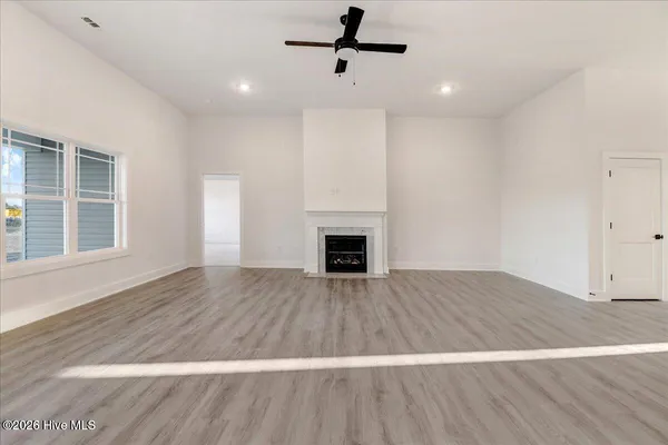 $405,750 | 1017 Wood Creek Road Northeast, Leland, NC 28451