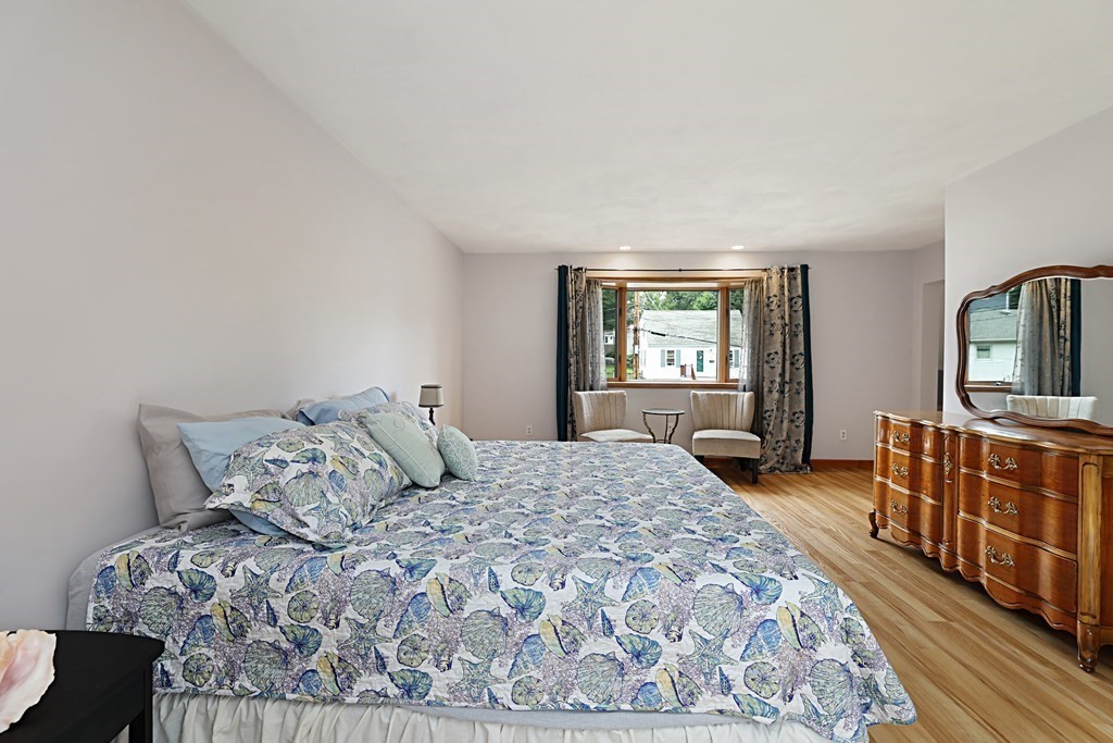 65 Dobson Road Braintree, MA 02184 - Photo 22 of 34 Gallery Image 22