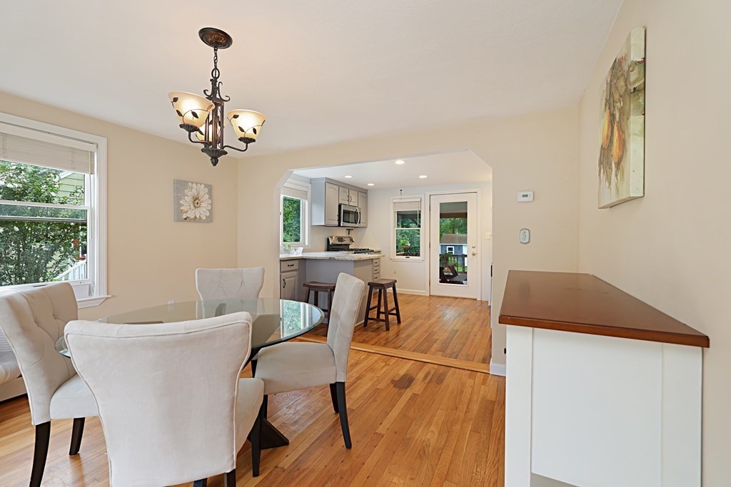 65 Dobson Road Braintree, MA 02184 - Photo 3 of 34 Gallery Image 3
