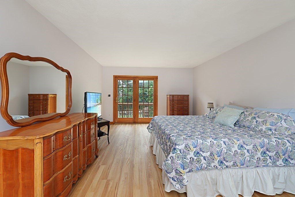 65 Dobson Road Braintree, MA 02184 - Photo 7 of 34 Gallery Image 7