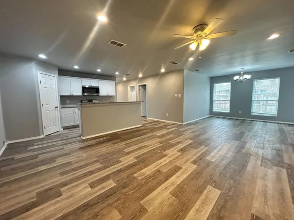$1,325 | 1107 North Englewood Avenue, Unit 2, Lubbock, TX 79416