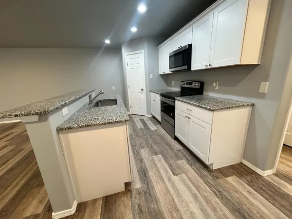 $1,325 | 1107 North Englewood Avenue, Unit 2, Lubbock, TX 79416