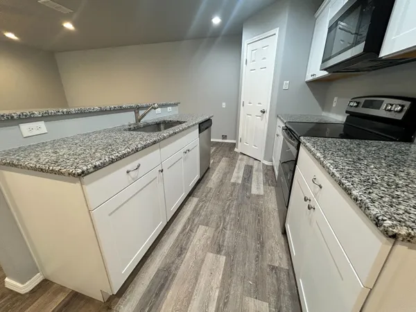$1,325 | 1107 North Englewood Avenue, Unit 2, Lubbock, TX 79416