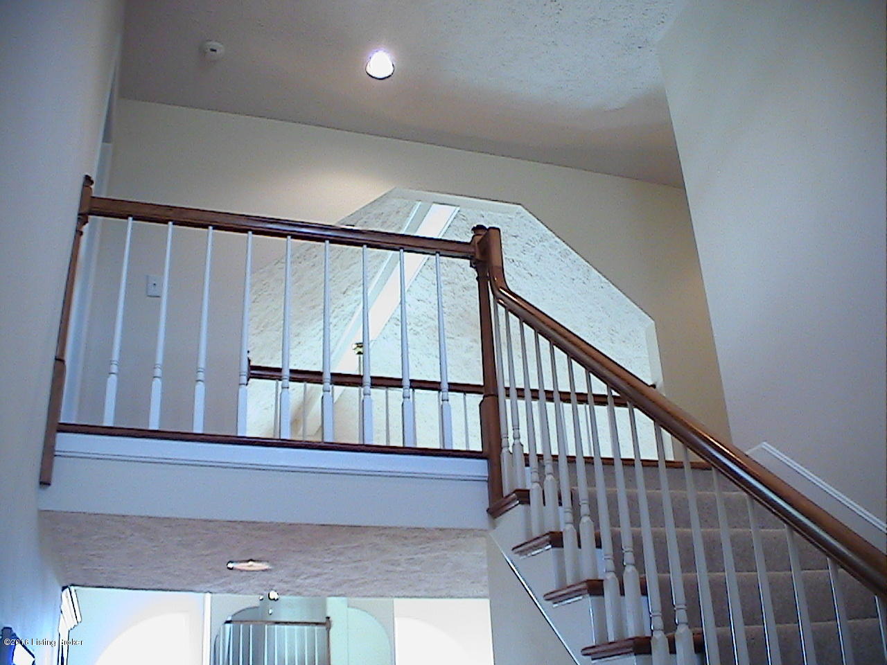 2012 Hillcircle Road Louisville, KY 40214 - Photo 14 of 31 HPNX0121