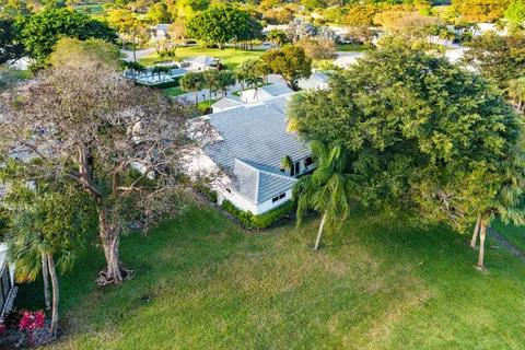 $579,900 | 24 Cambridge Drive, Boynton Beach, FL 33436