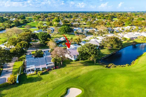 $579,900 | 24 Cambridge Drive, Boynton Beach, FL 33436