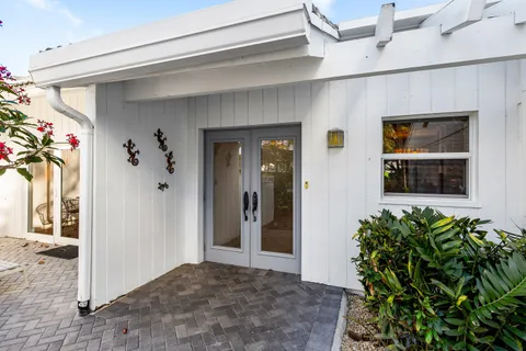 $579,900 | 24 Cambridge Drive, Boynton Beach, FL 33436