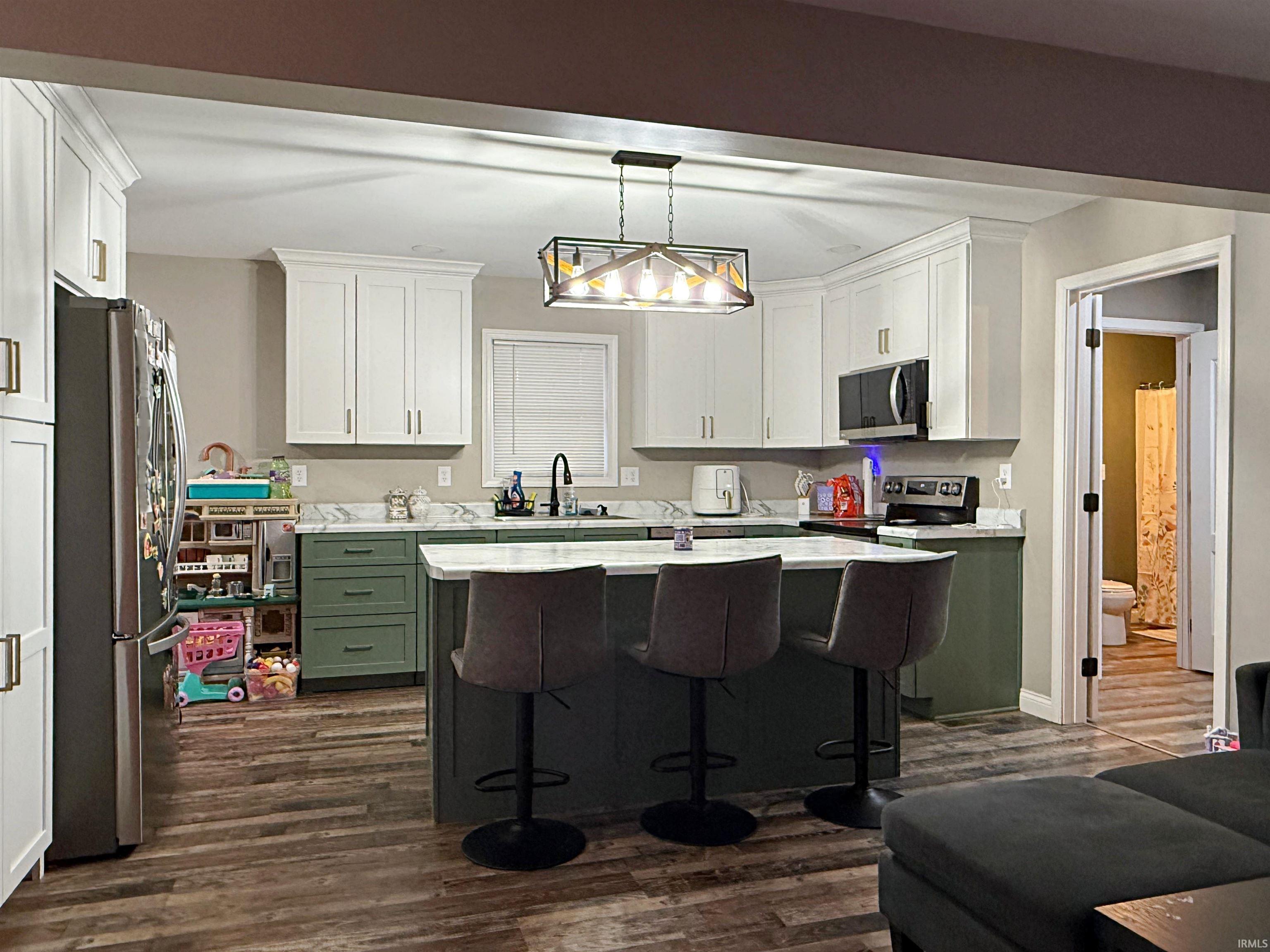 408 South Kentucky Avenue Loogootee, IN 47553 - Photo 5 of 21