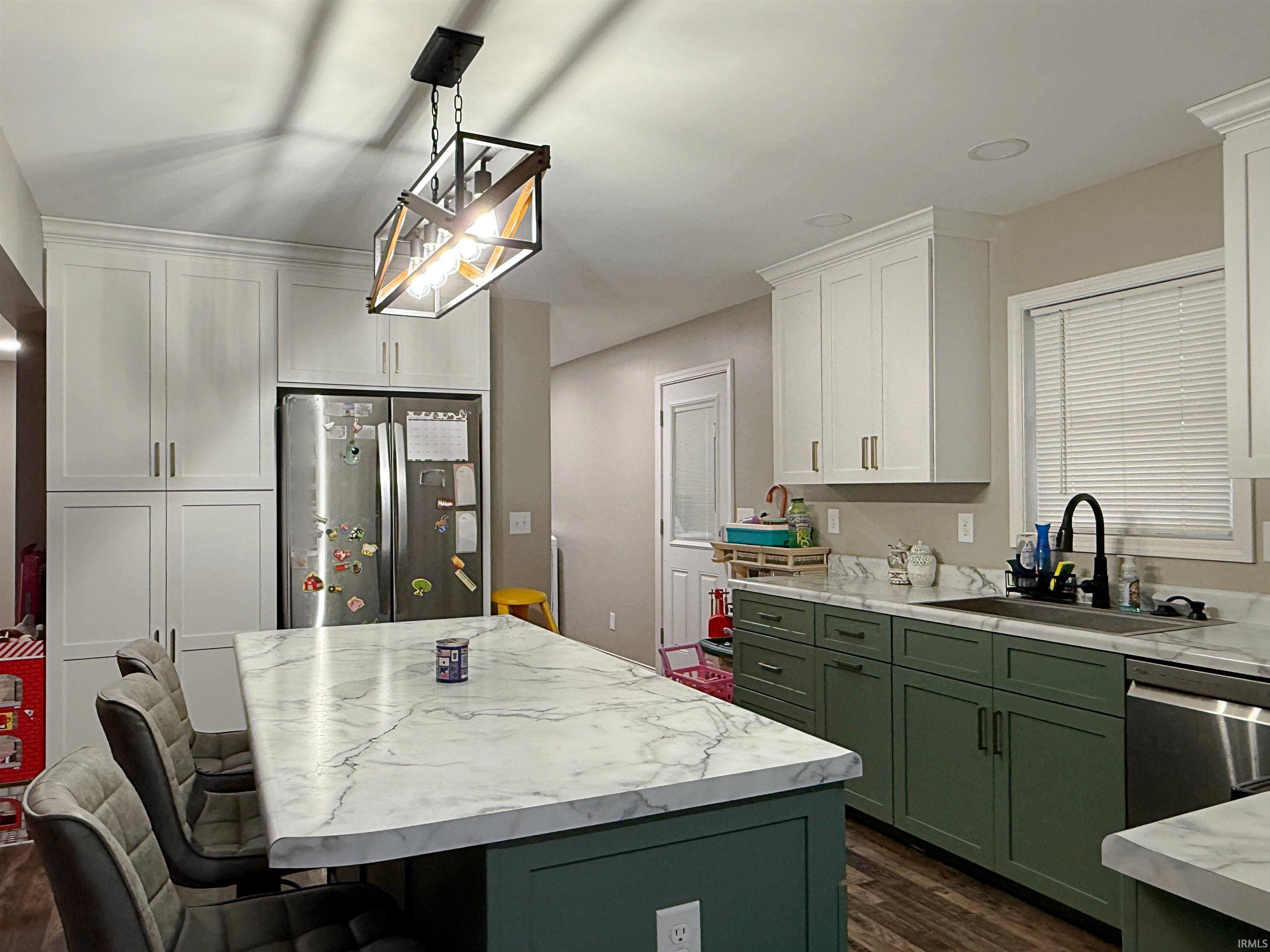 408 South Kentucky Avenue Loogootee, IN 47553 - Photo 10 of 21