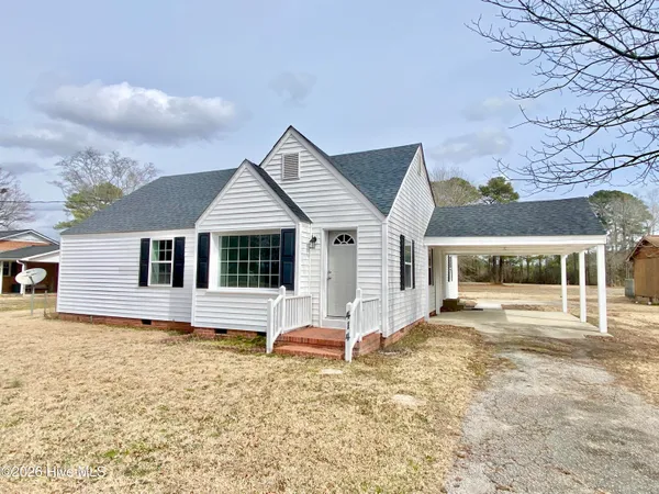 $289,000 | 414 West Main Street, Micro, NC 27576
