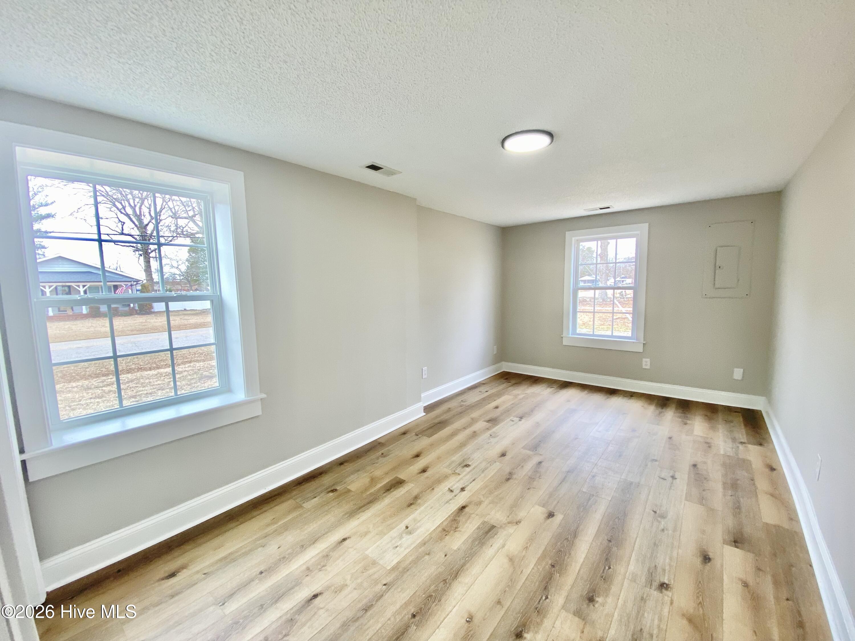 414 West Main Street Micro, NC 27576 - Photo 12 of 33 IMG_6614