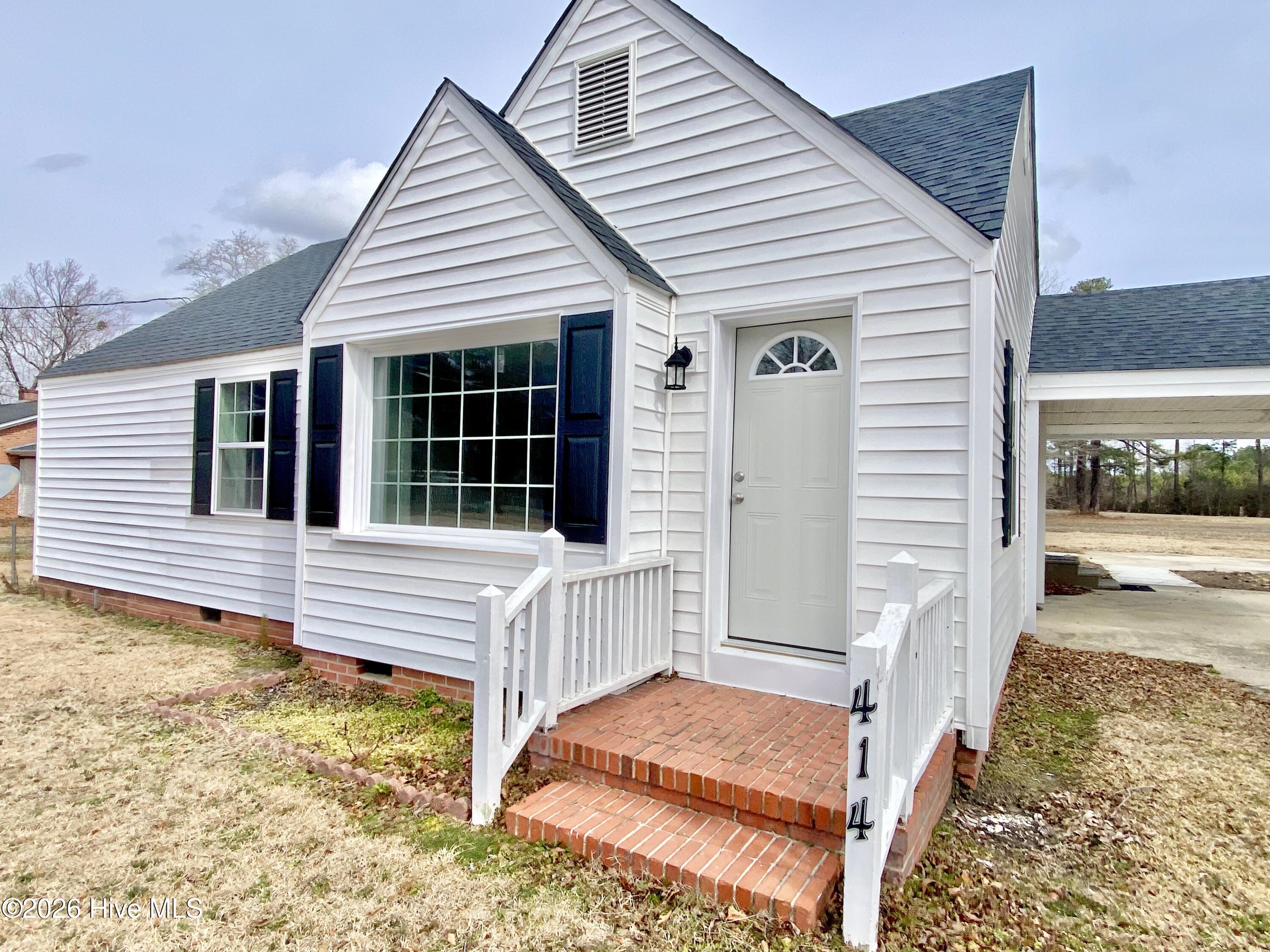 414 West Main Street Micro, NC 27576 - Photo 33 of 33 IMG_6604