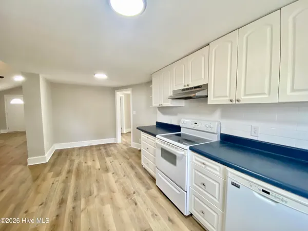 $289,000 | 414 West Main Street, Micro, NC 27576