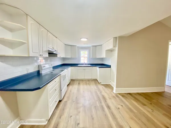 $289,000 | 414 West Main Street, Micro, NC 27576