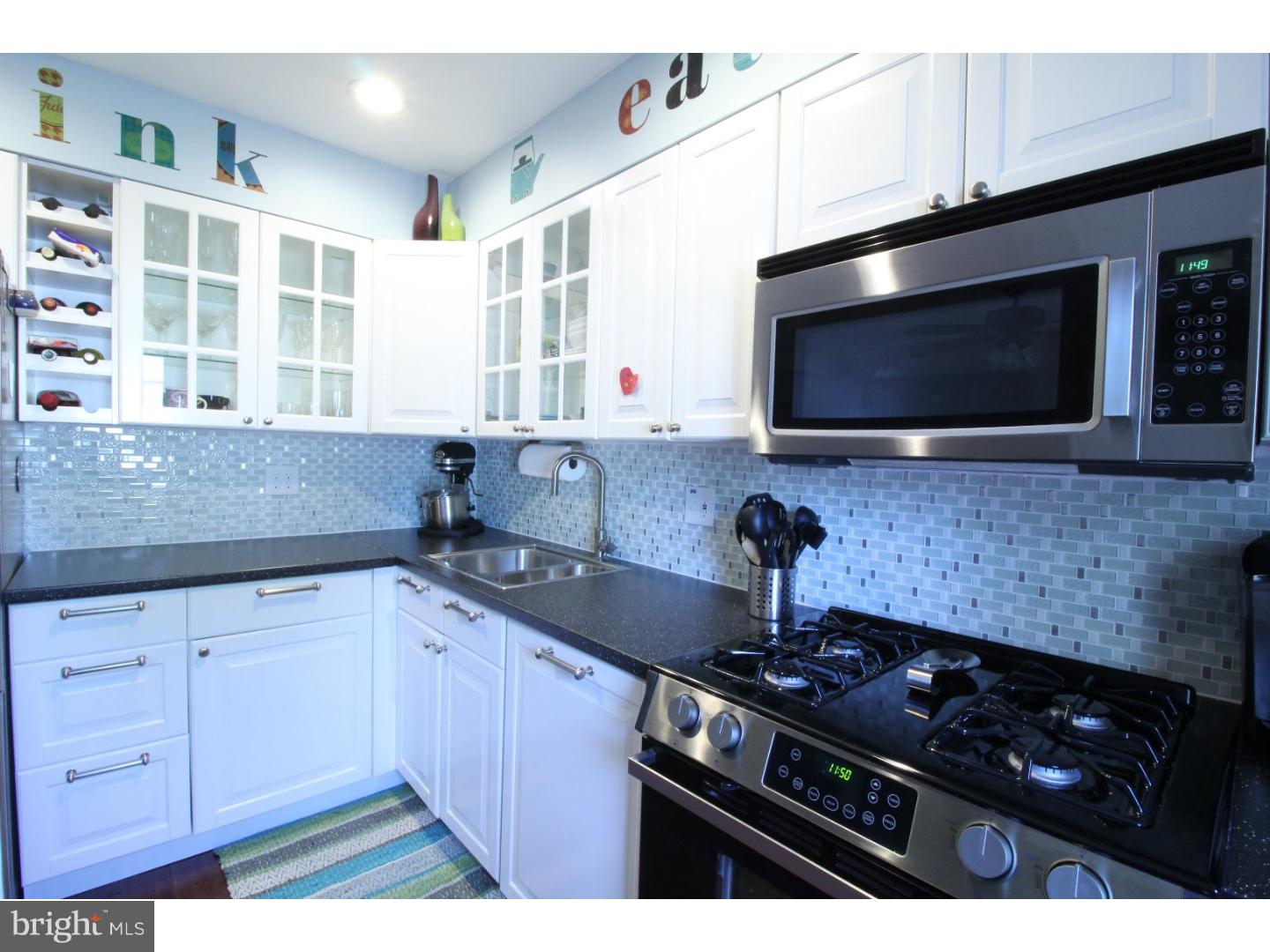 4 Shellflower Lane Hamilton Square, NJ 08690 - Photo 8 of 21 Gallery Image 8